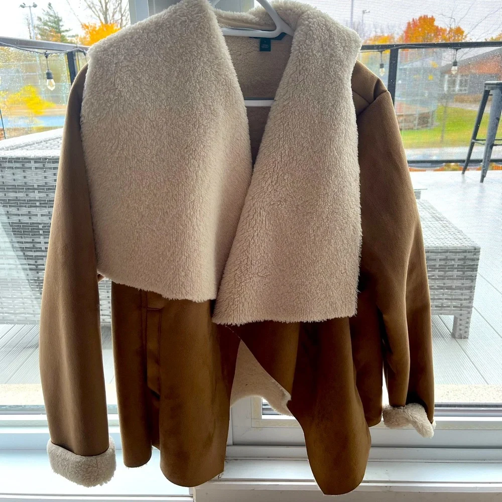 Fall coat - Picture 1 of 4